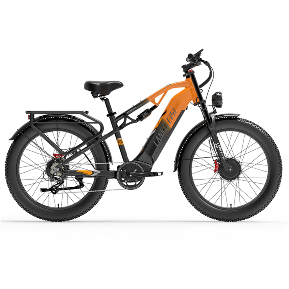 Oranje en zwarte elektrische fiets op witte achtergrond