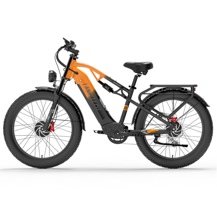 Oranje en zwarte elektrische fiets op witte achtergrond